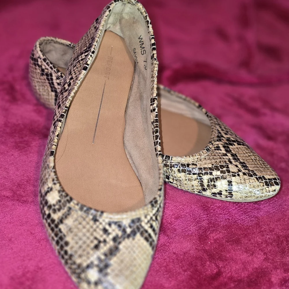 Report Snakeskin Patterned Flats - Picture 2 of 8